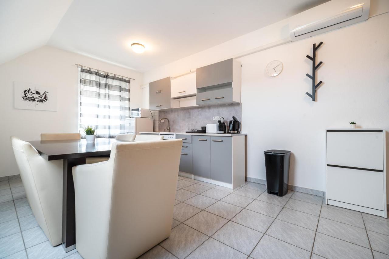 Grand Apartmanhaz Gyenesdiás Dış mekan fotoğraf